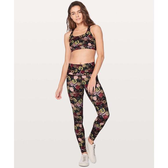 Lululemon Wunder Under Hi-Rise Tight 28" in Fluorolace Multi Size 6 - Picture 1 of 5